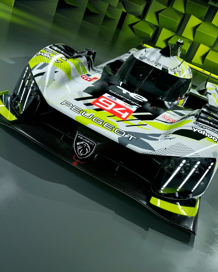 Спортивний болід PEUGEOT 9X8